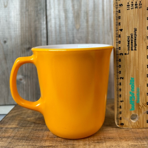 Vintage Corning Set of 4 Mugs - Picture 15 of 16